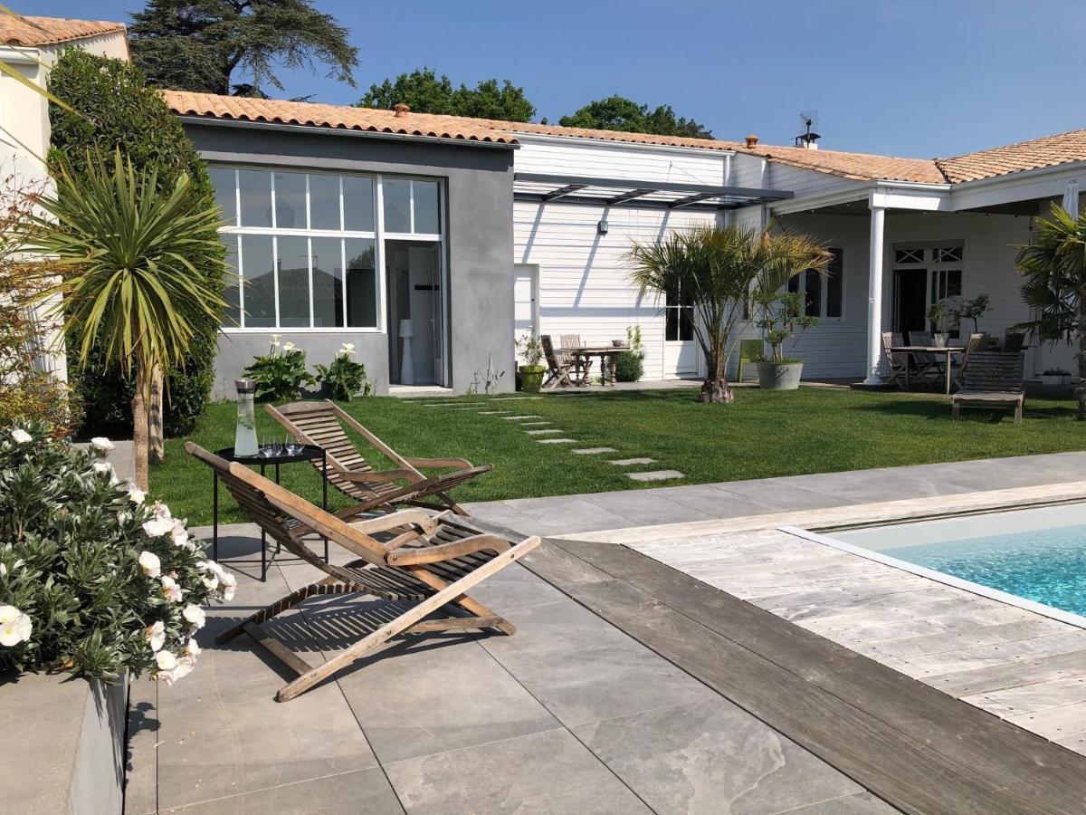 Maison M, Chambre Privee Acces Jardin Piscine Et Jacuzzi Pres De La Rochelle La Rochelle  Luaran gambar