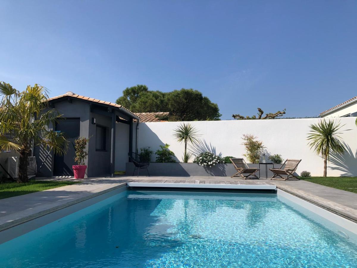 Maison M, Chambre Privee Acces Jardin Piscine Et Jacuzzi Pres De La Rochelle La Rochelle  Luaran gambar