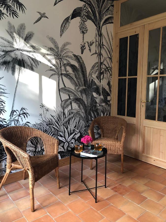 Maison M, Chambre Privee Acces Jardin Piscine Et Jacuzzi Pres De La Rochelle La Rochelle  Luaran gambar