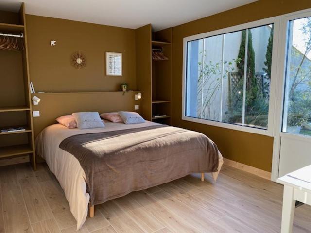 Maison M, Chambre Privee Acces Jardin Piscine Et Jacuzzi Pres De La Rochelle La Rochelle  Bilik gambar